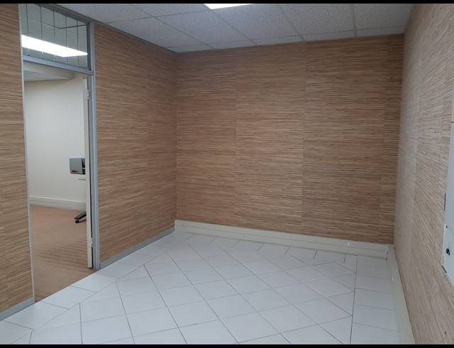 132M² OFFICE TO LET IN MUSGRAVE